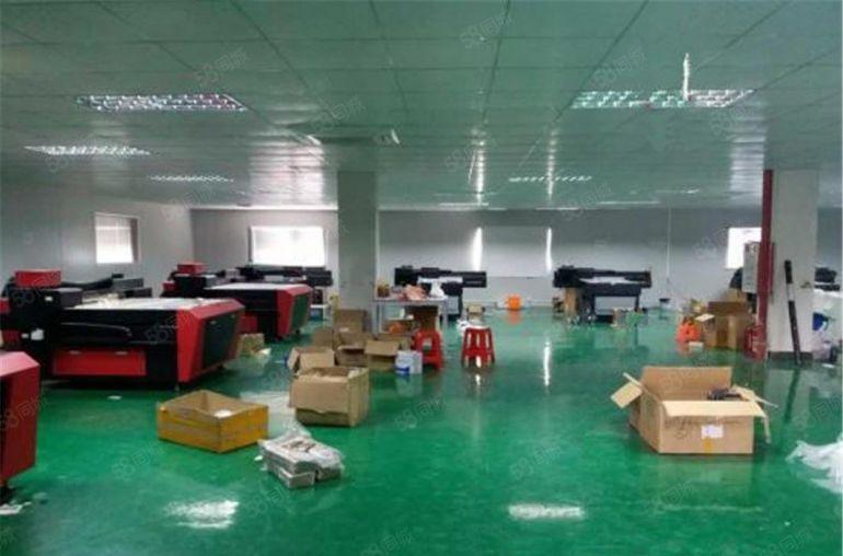 超漂亮 大朗犀牛坡楼上700平方电梯厂房 9元带电梯