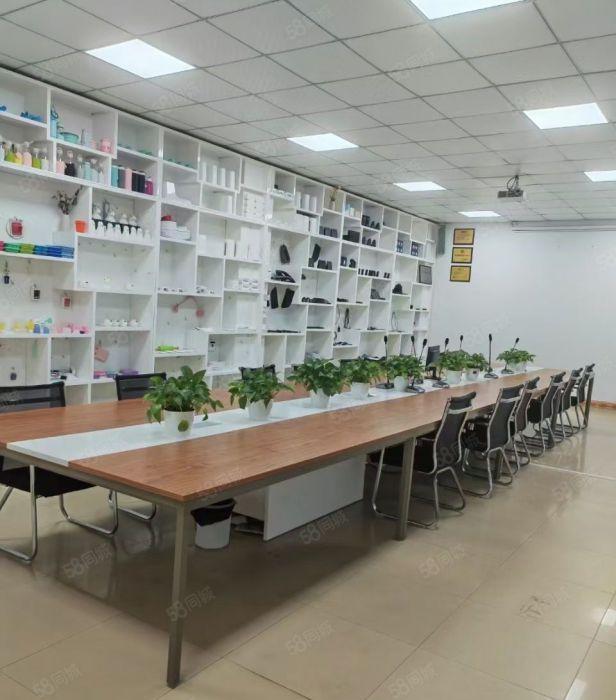 大朗镇工业聚集区内独院厂房低价出租