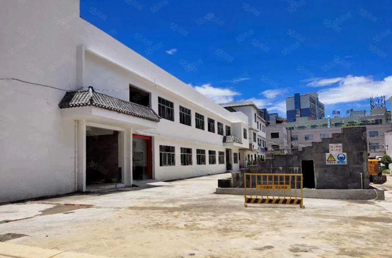 两层小独院厂房2600平方，精装办公室装修水电齐全，可办环评