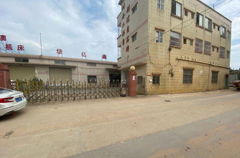 大朗镇象山工业城附近独院单一层厂房总面积2400平带装修