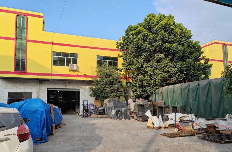 标准厂房独门独院4000，两层，一楼5.5高，带水电装修全