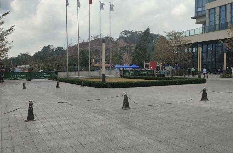 大朗镇新标杆花园式厂房，实际面积10元， 原房东自建国有双证