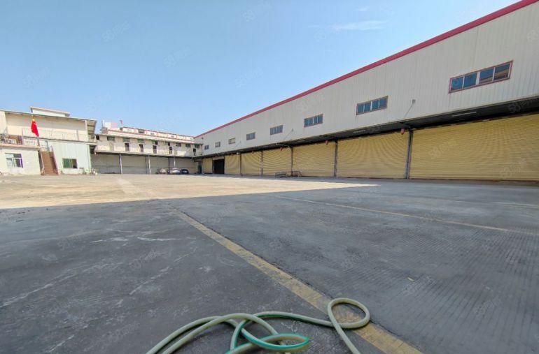 大朗镇钢结构厂房出租，高度10米。可分租