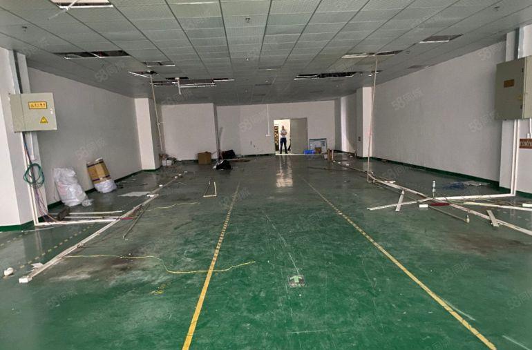 大朗新出超低价3楼500平厂房出租现成豪华精装修可办环评