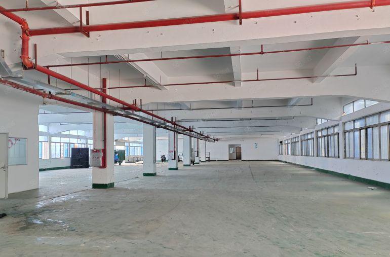 原房东标准厂房出租，工业用地 可办环评周边无居民，交通便利。