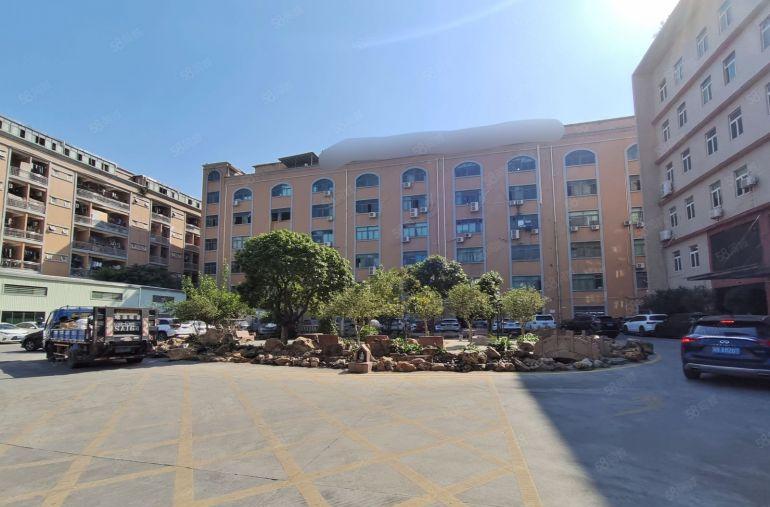 大朗五金地带精装一楼1000平低价出租，主线到位，水电齐全