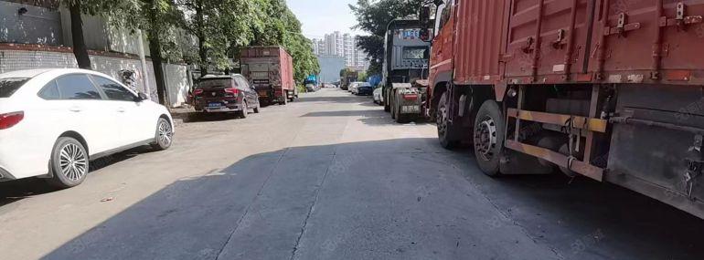 看中速来电 大朗长塘独院一楼860平方厂房 只要11元