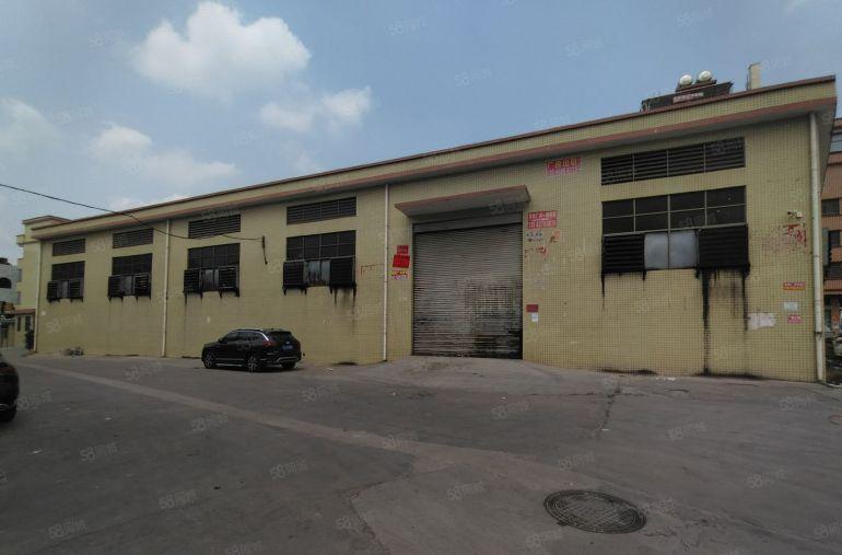 大朗镇新马莲路口单一层独院1800方出租，地段好，易招工实惠