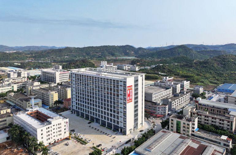 个人房东招租佛子凹工业一路2号起租面积1450平方