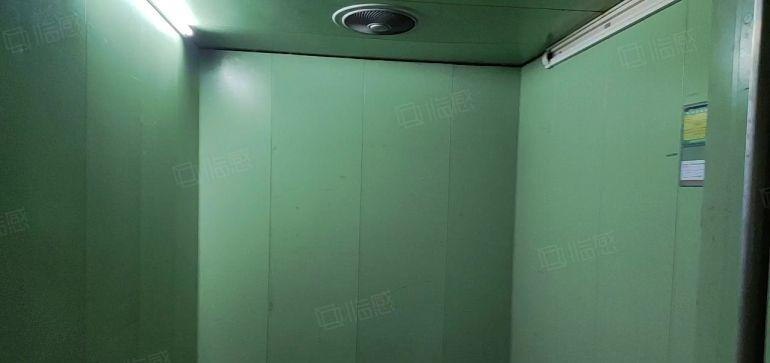 大朗原房东新出园区二楼厂房，带精装修办公室，水电齐全，好招工