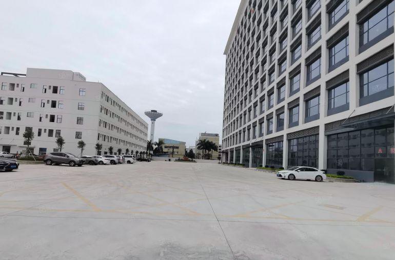 大朗镇高速路口附近原房东全新厂房40000平独院大小可分租