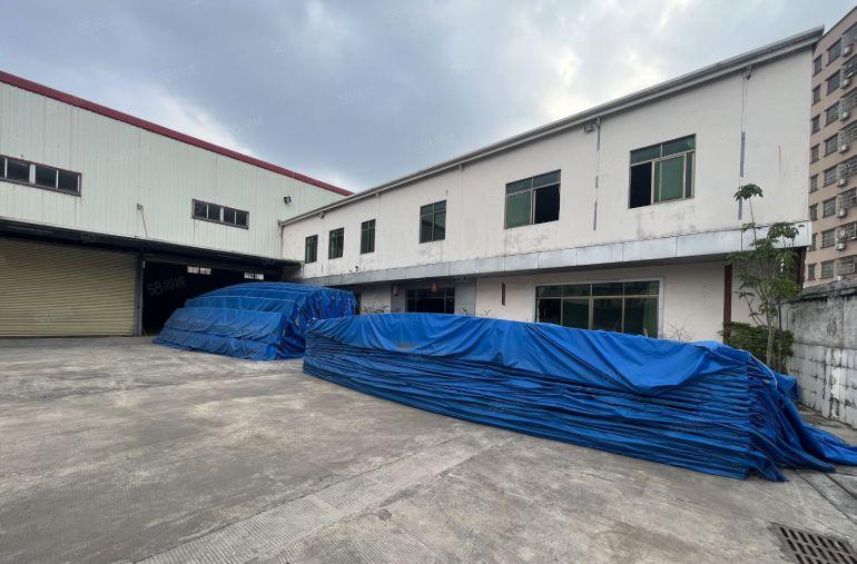 大朗镇钢结构厂房出租，高度10米。可分租