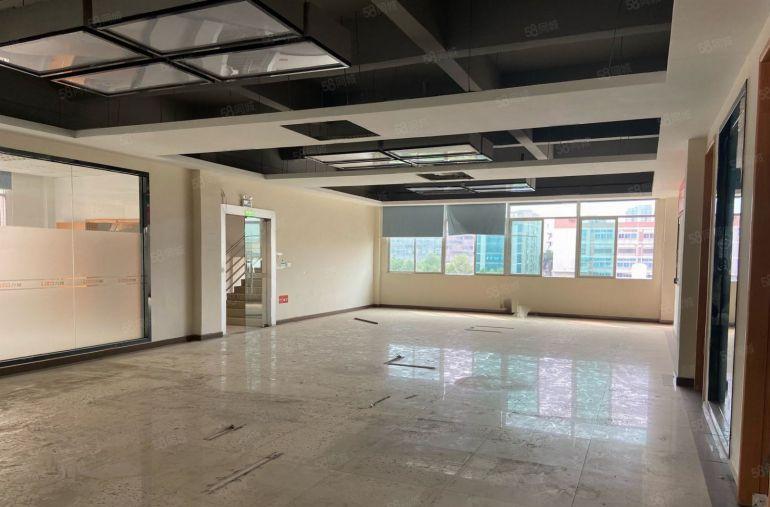 大朗象山工业园原房东厂房出租三楼1600平带装修现成办公室