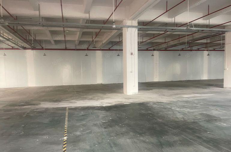 1楼2楼厂房出租2000平方米6米高空地5000平方米注塑