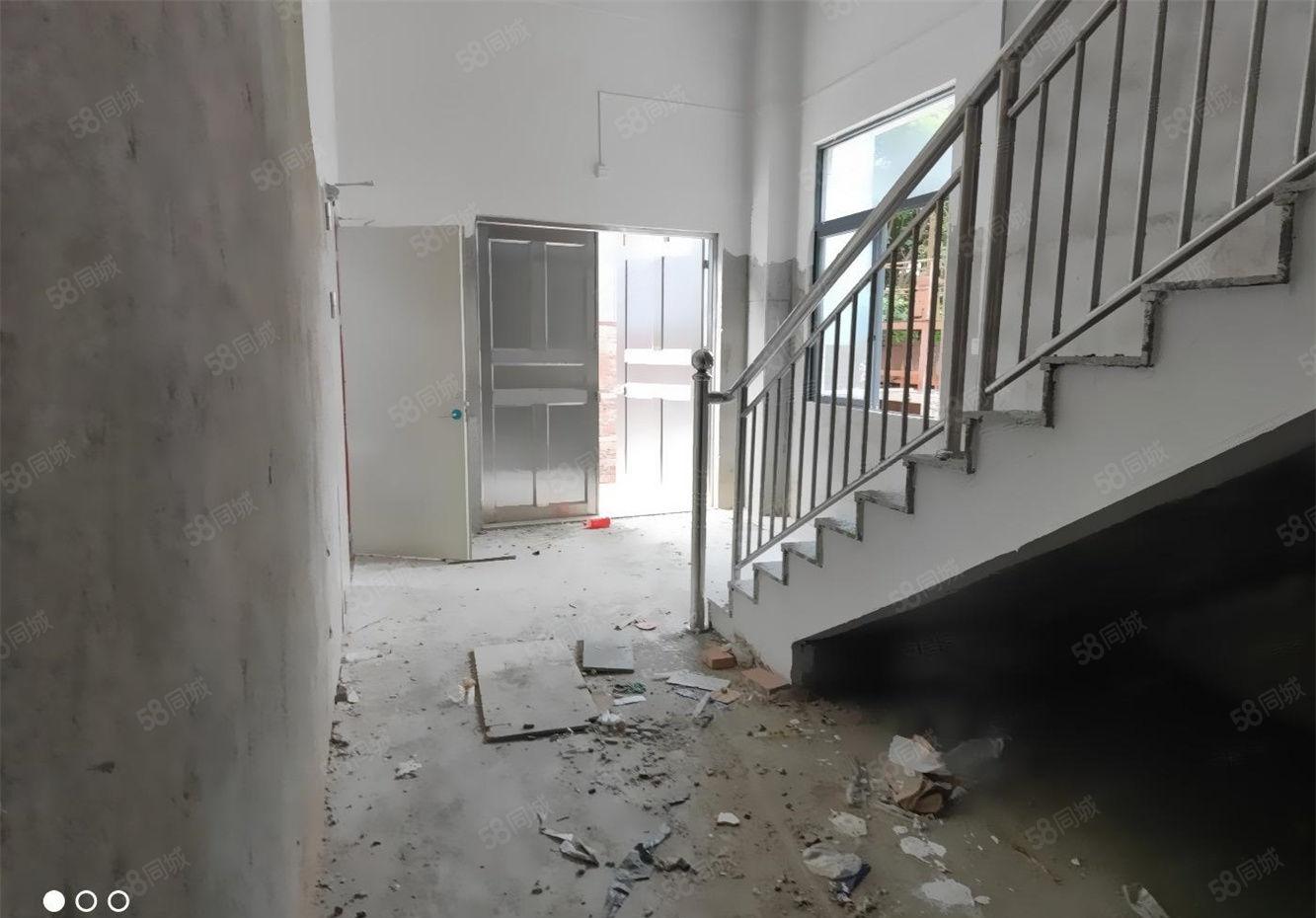 大朗水平工业园区一楼700平，高度7米，适合多种行业