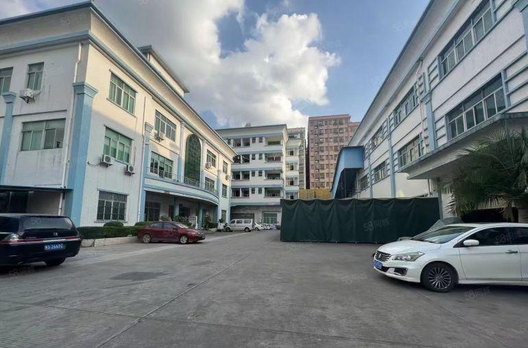 大朗   独门独院6000平现成装修厂房出租，适合注塑钣金