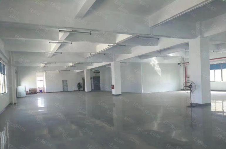 两层小独院厂房2600平方，精装办公室装修水电齐全，可办环评