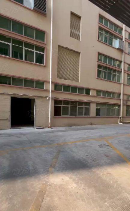 大朗富民工业区原房东红本标准厂房1楼800平米带装修厂房出租