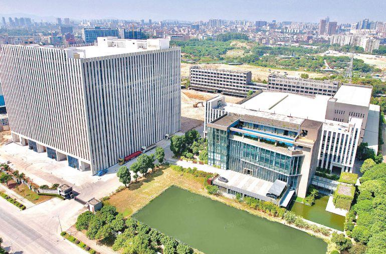 大朗富民工业城85000平方全新重工业厂房出租（可分租）