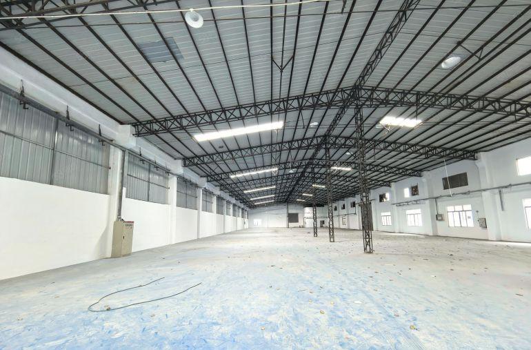 大朗单一层厂房仓库出租3000平米滴水8米适合做机械设备模具