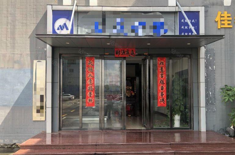 大朗镇水平工业园一楼厂房出租，带现成办公室装修，水电齐全