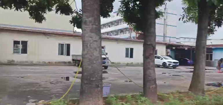 大朗原房东出租单一层俩部航车主线到车间租金便宜证件齐全