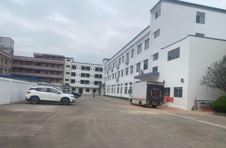 大朗镇新出标准一楼,适合五金注塑模具机械设备等行业