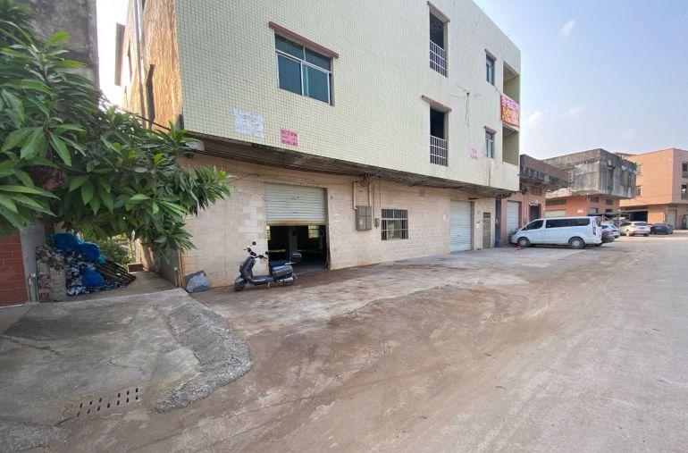 厂房出租。大朗镇沙步独栋厂房三层1200平交通便利