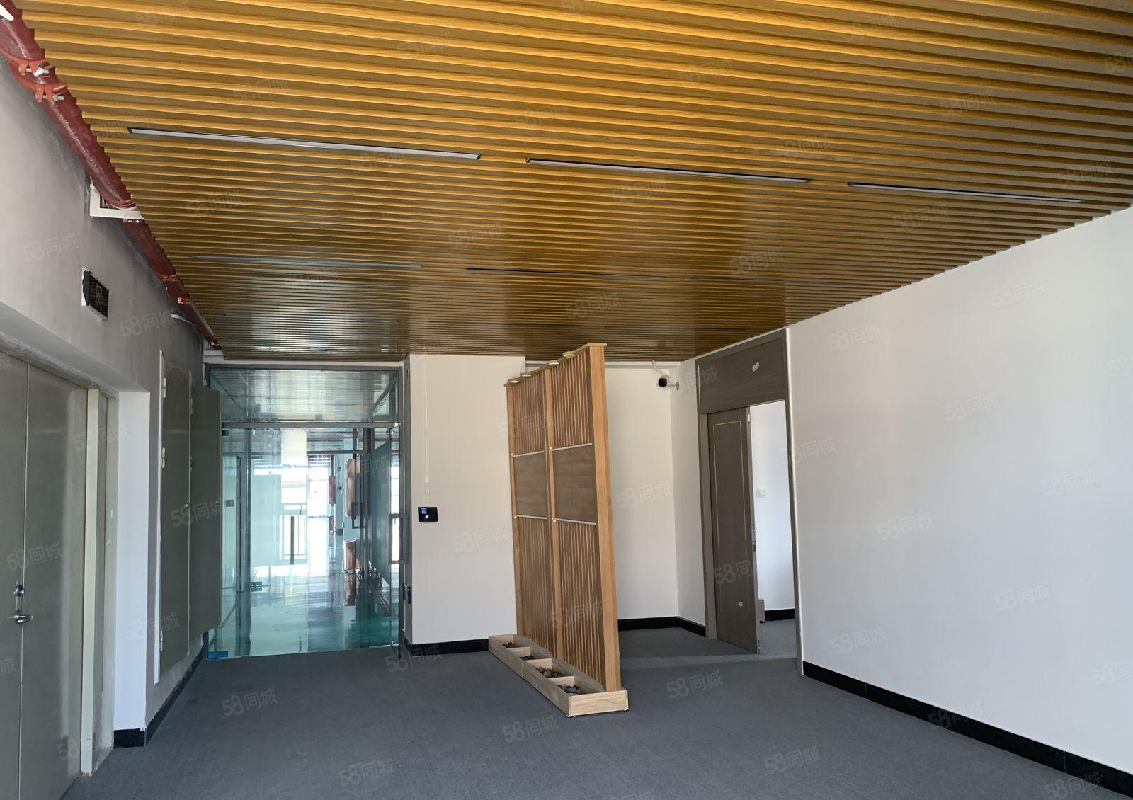 大朗象山原房东楼上1300平精装修厂房出租，