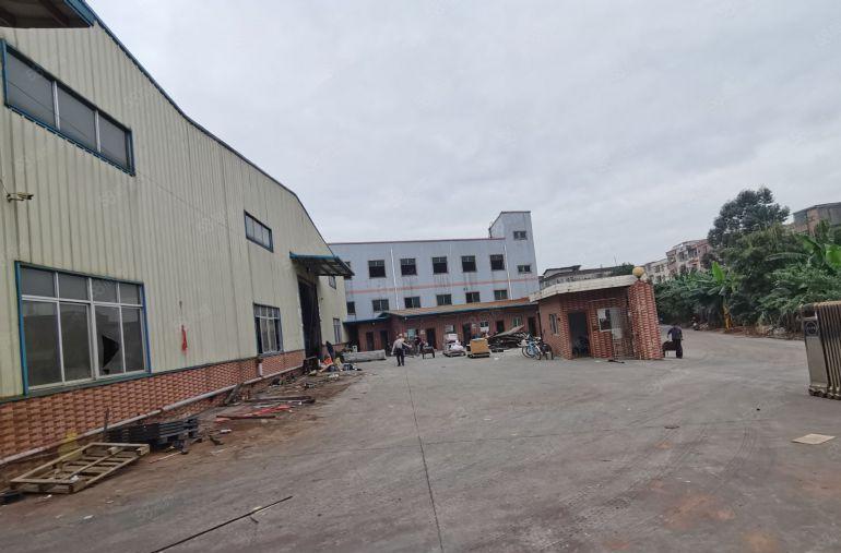 大朗工业区原房东独院单一层厂房，高度8米，现成航车，水电过户