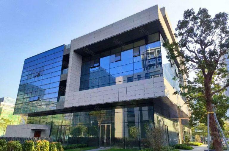 松山湖城区写字楼3200平出租，豪华装修办公室形象好水电齐全