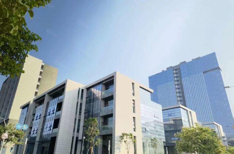 松山湖城区写字楼3200平出租，豪华装修办公室形象好水电齐全