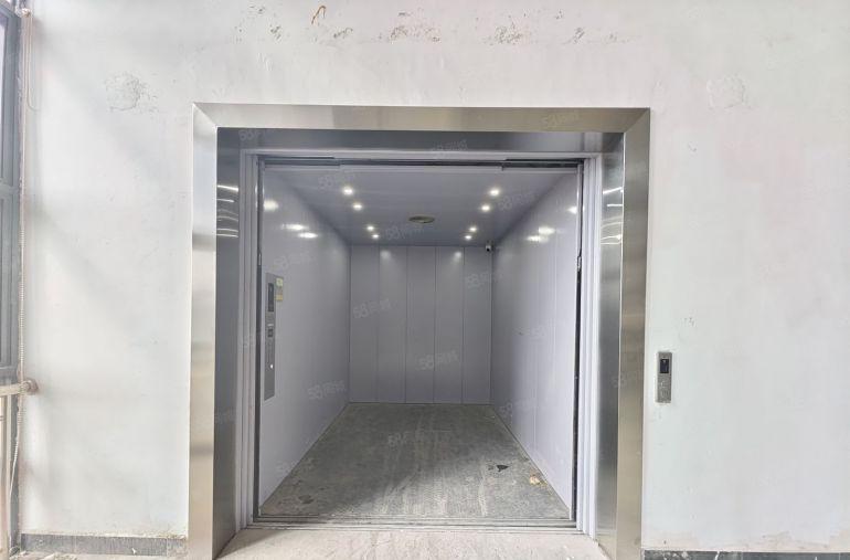 松山湖区域石大路高速口，全新红本重工厂房出租