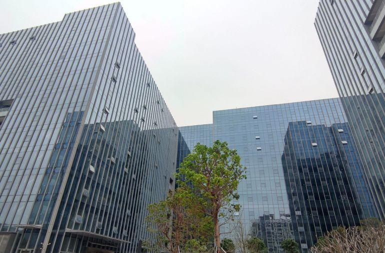 华为旁一手房东全新厂房直租五物业无公摊无基本水电