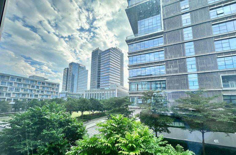 松山湖 写字楼进厂房出租形象好空地超大停车方便