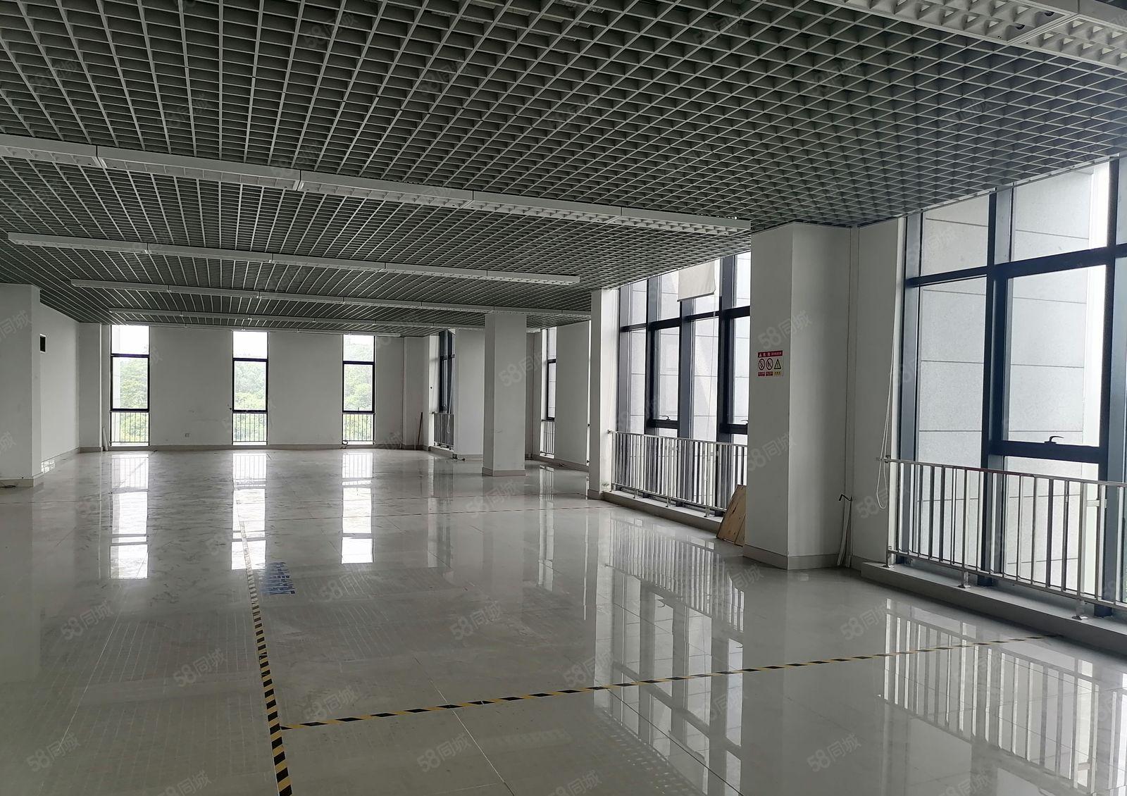 松山湖全新原房东红本科技园招商，靠近龙大高速，可申请政府补贴