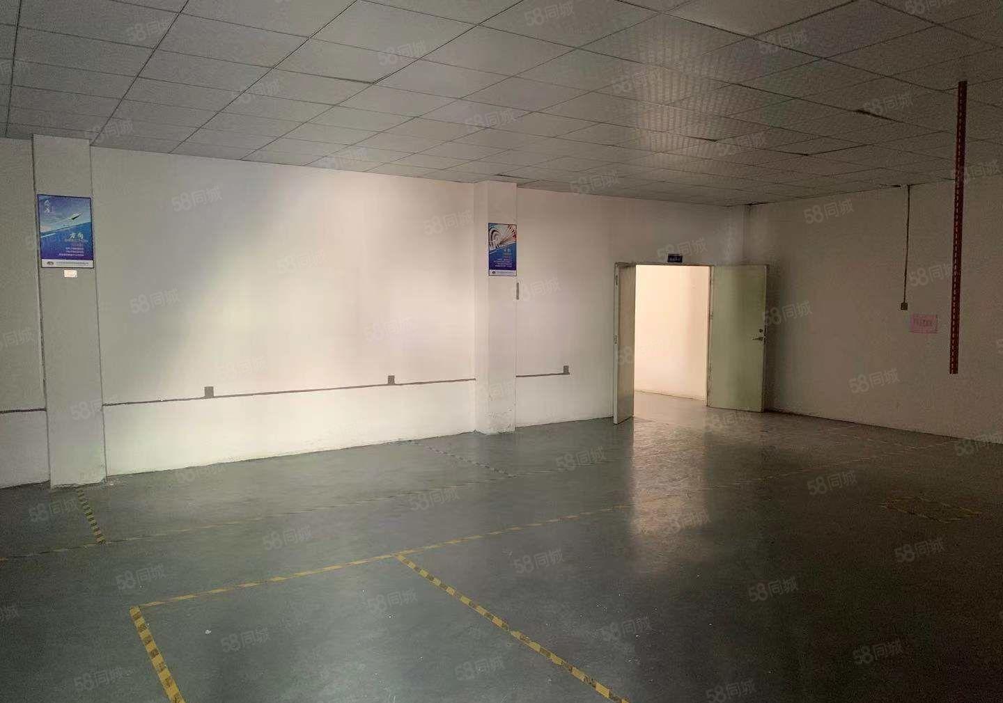 黄江镇中心（实量面积出租）二楼800平方带精装修，价格实惠