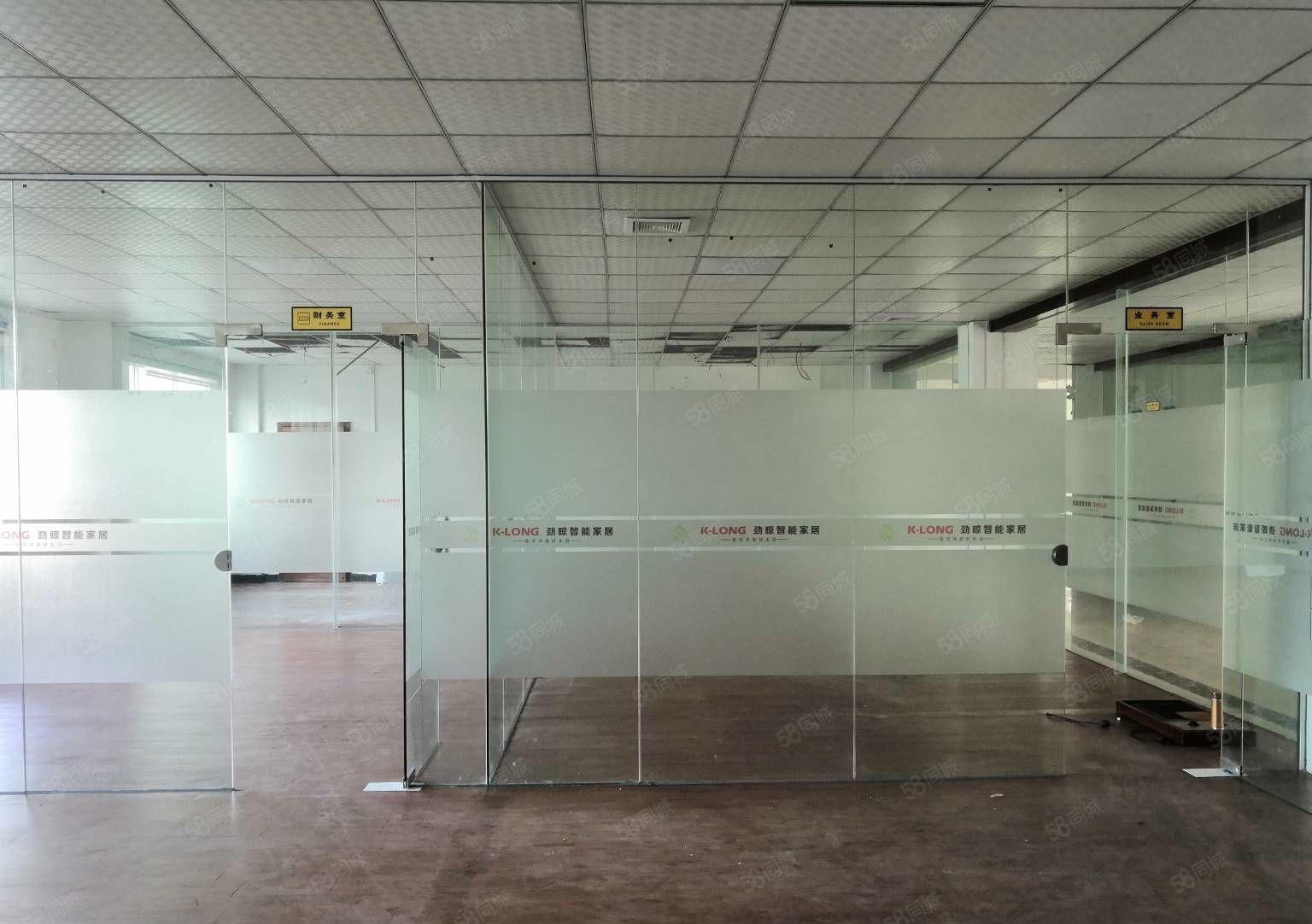 黄江靠深圳新出标准厂房三楼整层带装修1300平米