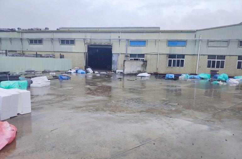 黄江梅塘原房东钢构独院2800平大空地适合板材家具仓库等行业