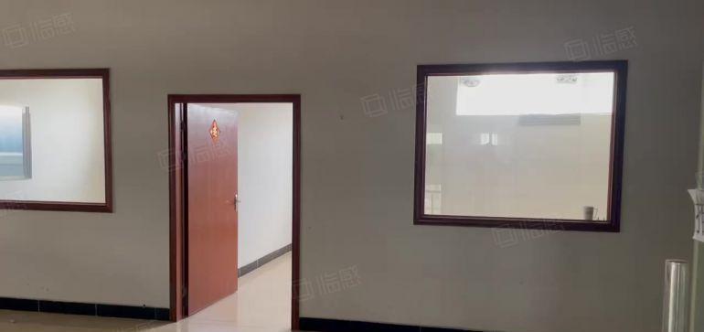 黄江镇临深独院钢构2000平滴水9米有牛角电超大