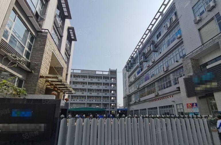 黄江镇11000平方带现成精装修办公室，无尘车间厂房出租