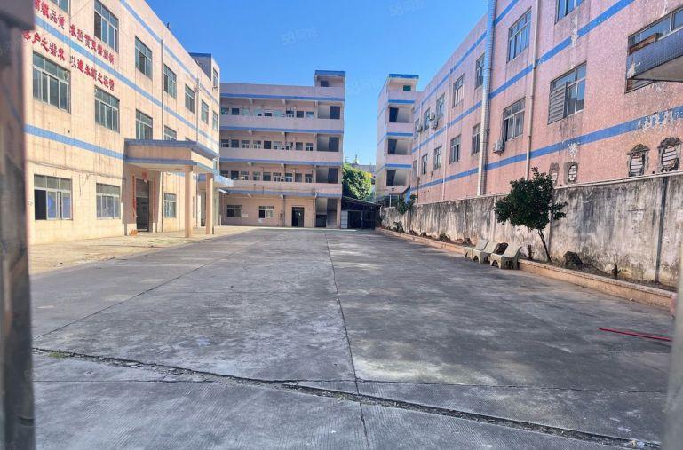 黄江新出原房东标准独院，形象好带办公室装修空地大二类消防喷淋