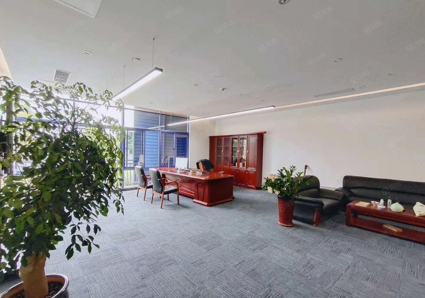 独门独院！黄江原房东标准厂房出租，有红本 证件齐全大小可分