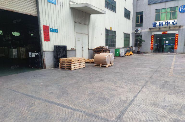 黄江镇工业区独院钢构单一层2400平，厂房形象好适合各种行业