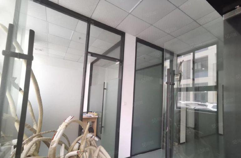 靠深圳黄江田心工业园低价厂房分租一二楼各1500带装修易招工