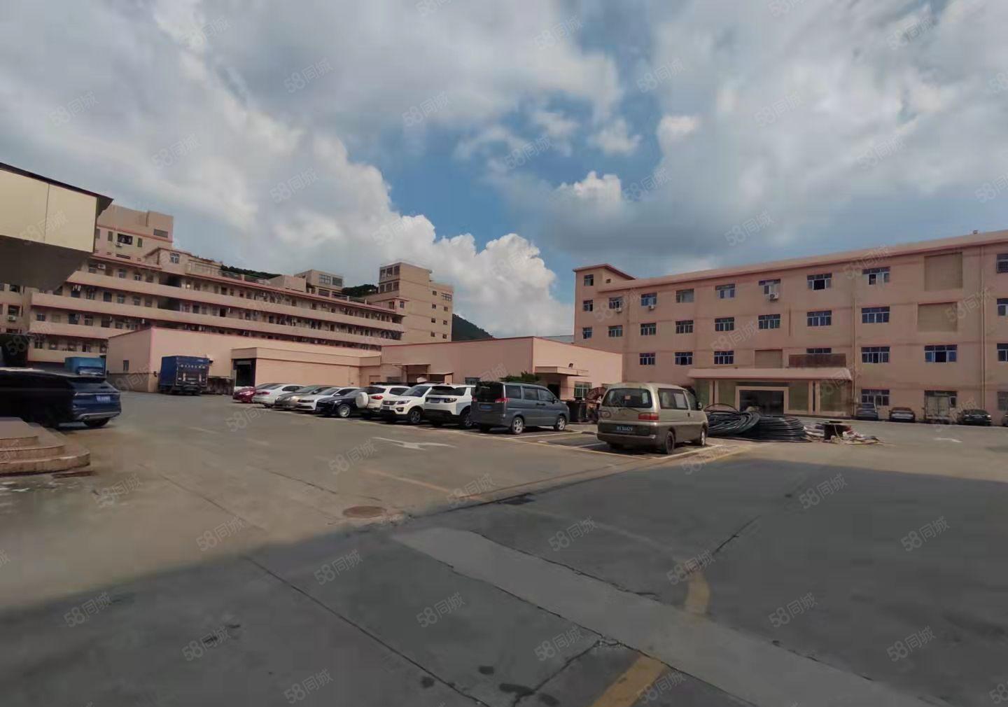 黄江临近深圳公明塘厦厂房一楼出租，滴水6.5米带有现成行吊