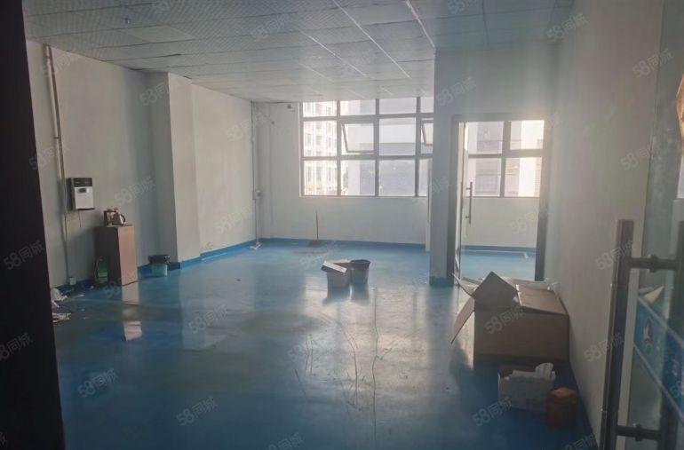 黄江靠深圳，一楼高6.5米带豪华装修无尘车间