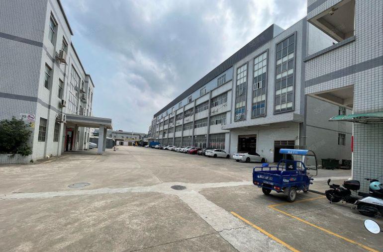 黄江镇临深三楼4180平现成装修配套齐全好招工可办环评