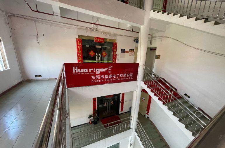 黄江镇工业区低价出租三楼1750平豪华办公室装修配套齐全