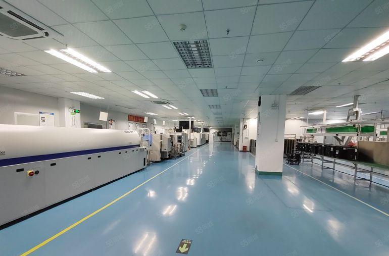 黄江近深圳新空楼上精装修3500平，可做电池无转让费低价出租